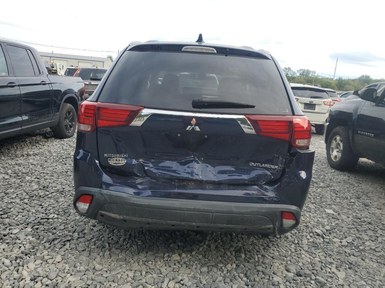 2017 Mitsubishi Outlander Se - Image 6