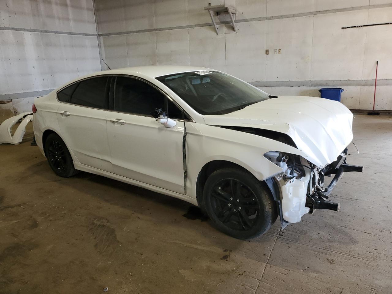 2017 Ford Fusion Se - Фото 4