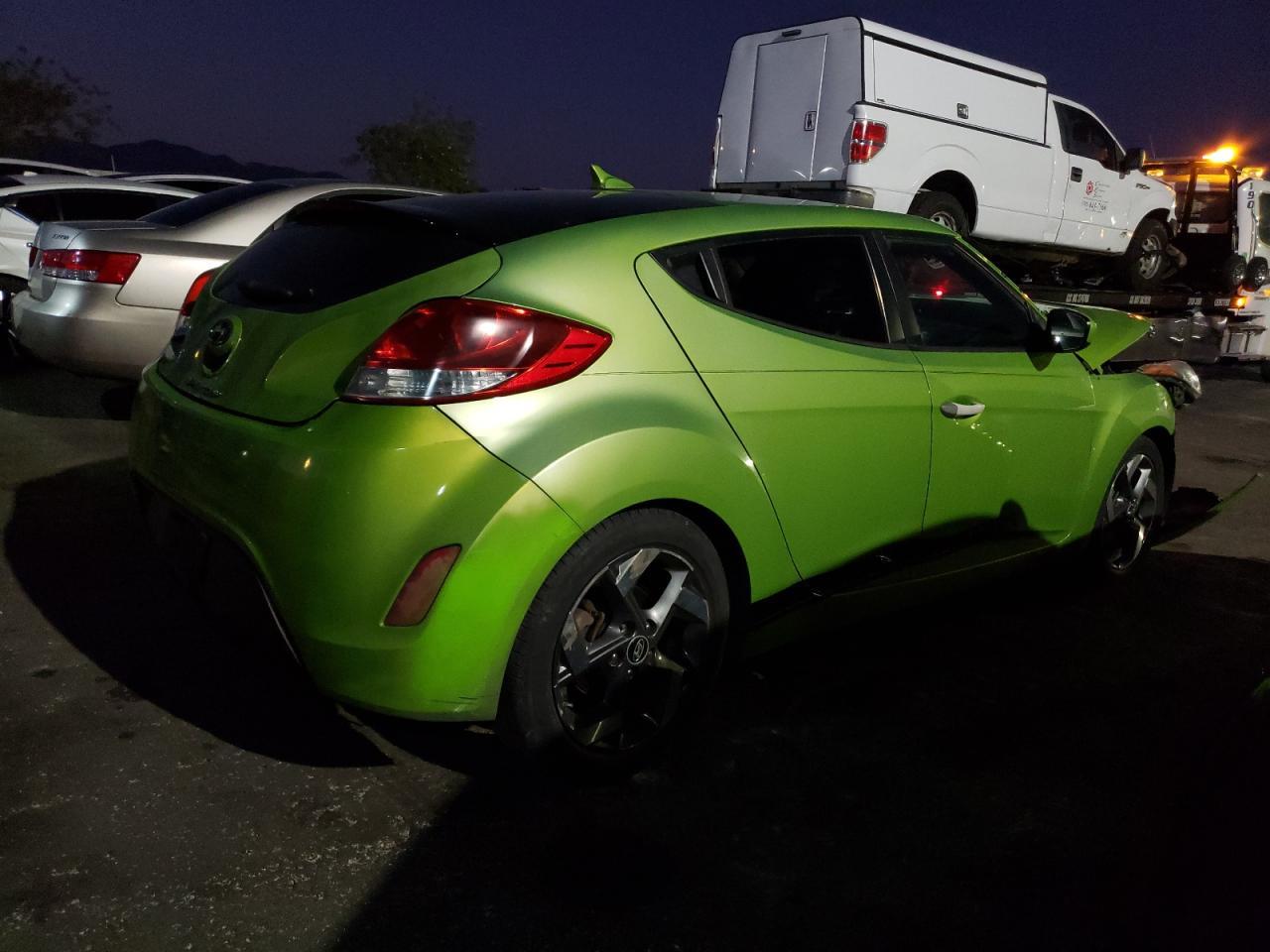 2012 Hyundai Veloster - Фото 3