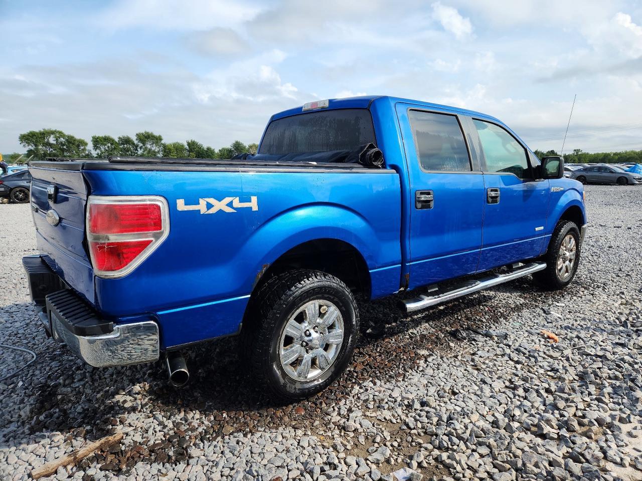 2011 Ford F150 Supercrew - Image 3