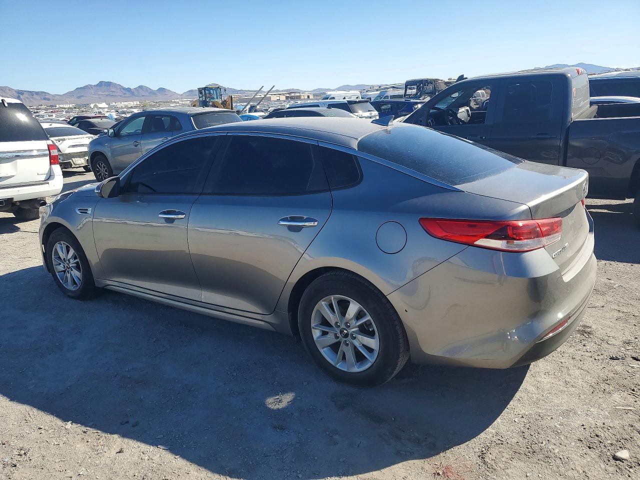 2016 Kia Optima Lx - Фото 2