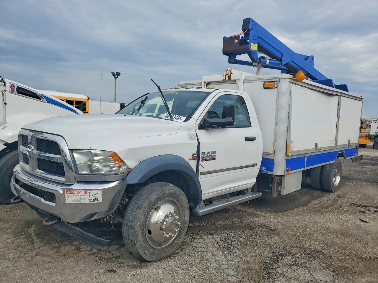 2014 Ram 5500 - Bucket Truck