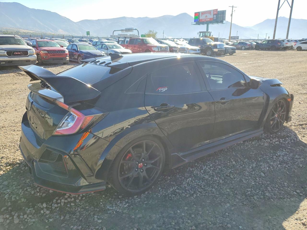 2018 Honda Civic Type-R Touring - Фото 3