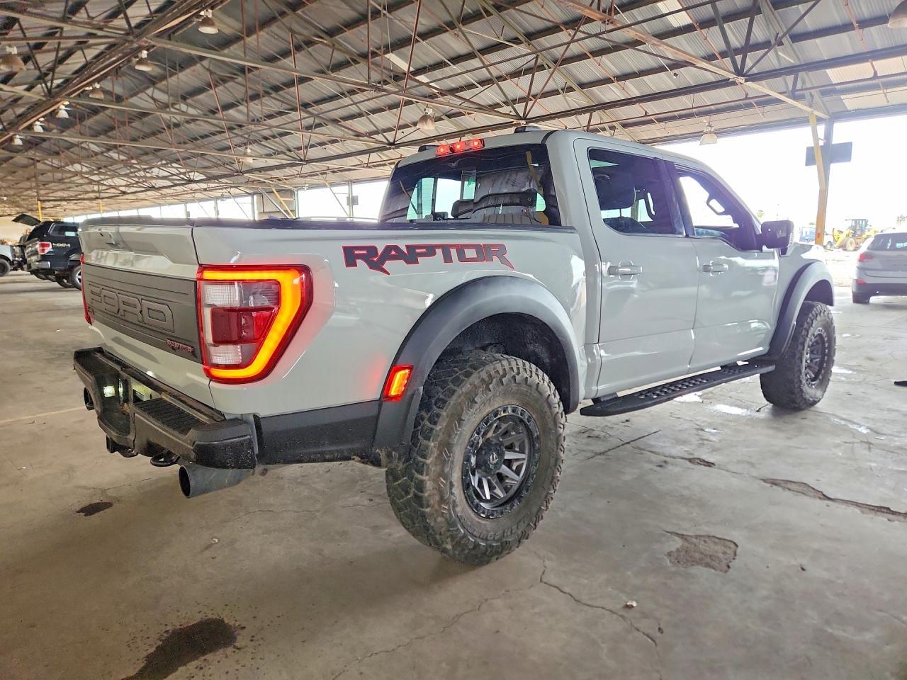 2023 Ford F150 Raptor - Фото 3