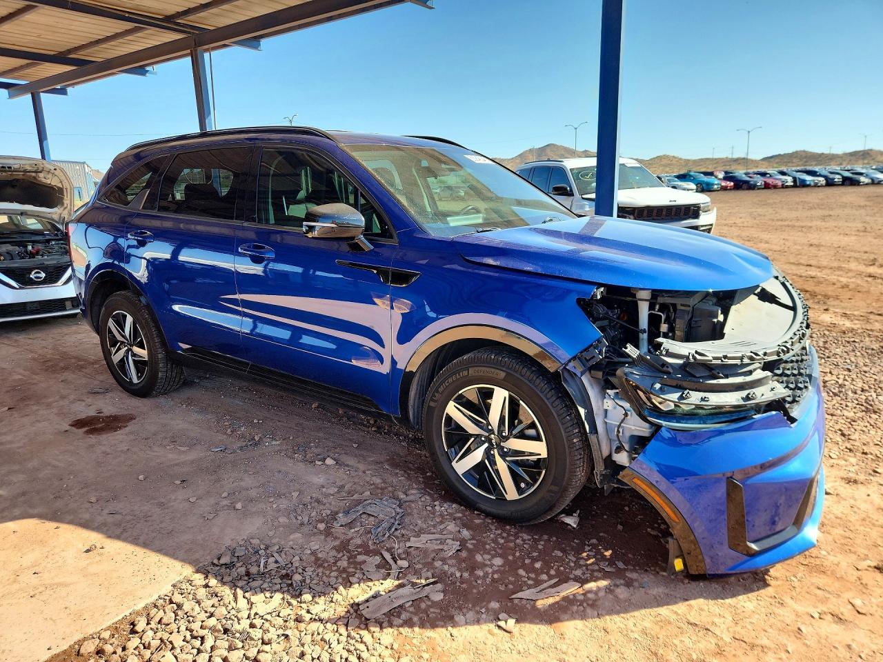 2022 Kia Sorento S - Фото 4