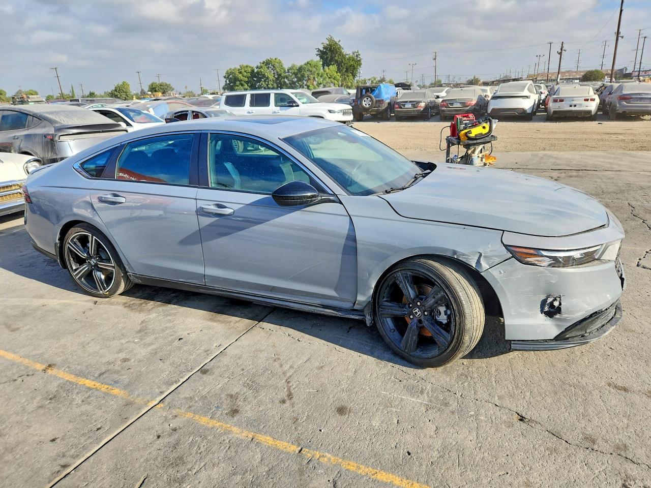 2025 Honda Accord Hybrid Sport - Image 4