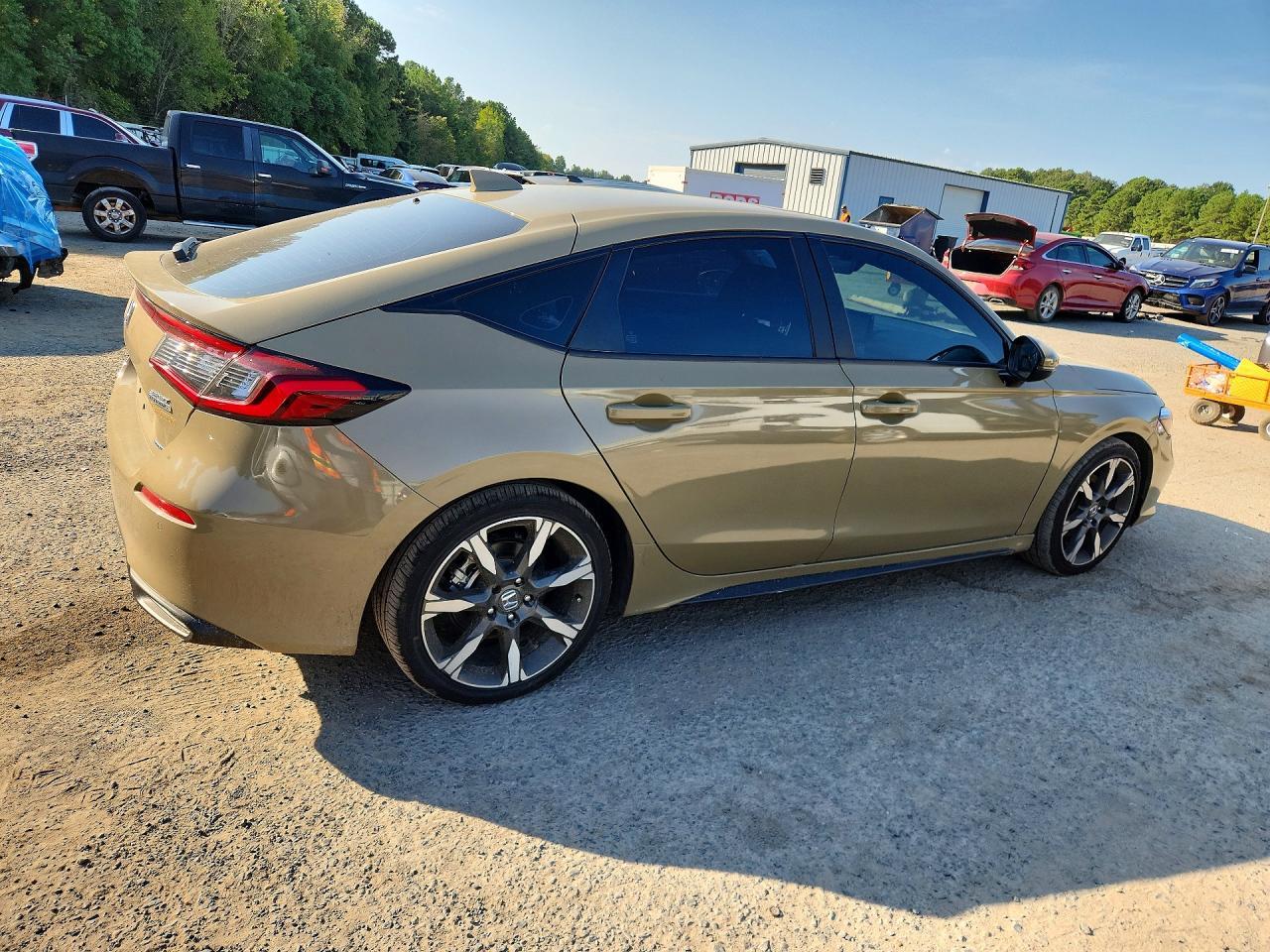 2025 Honda Civic Sport Touring - Фото 3