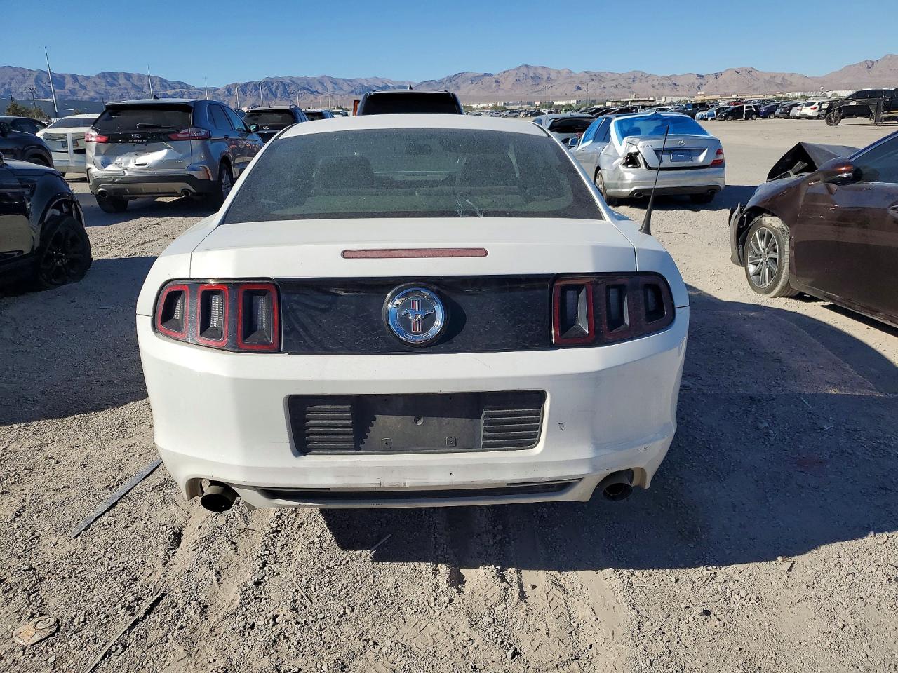 2014 Ford Mustang - Image 6
