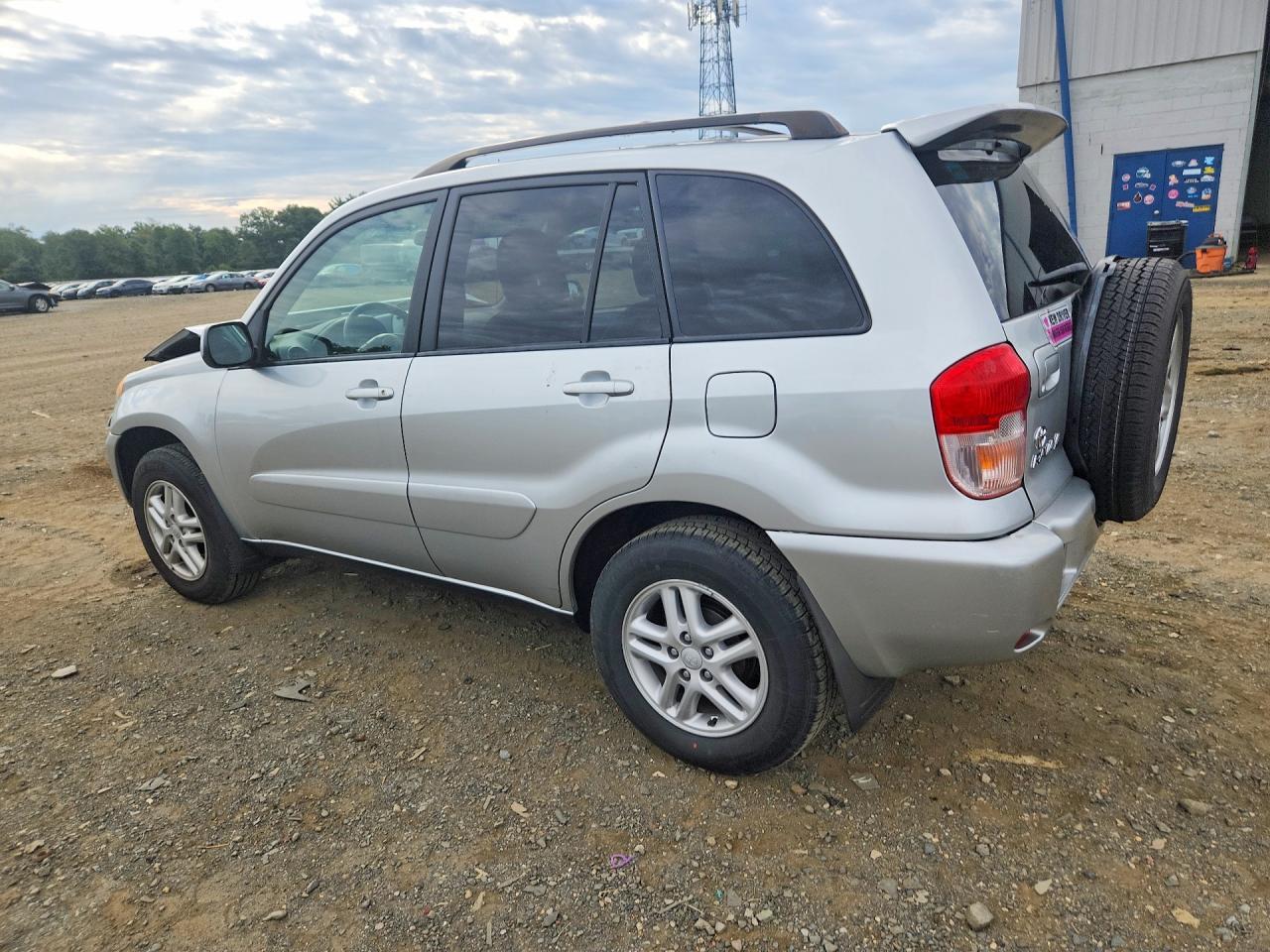 2003 Toyota Rav4 Base - Image 2