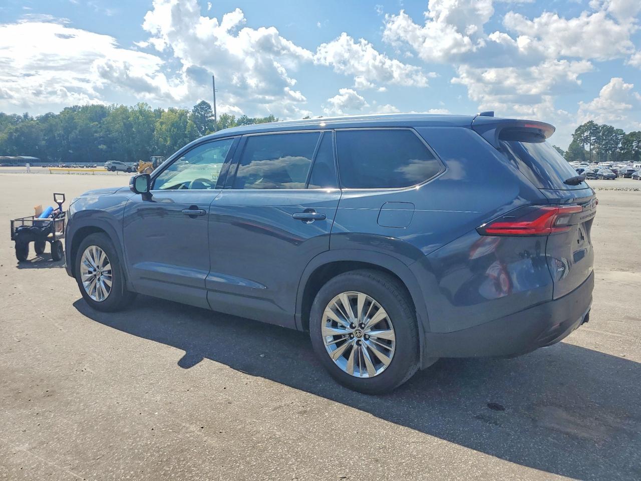 2025 Toyota Grand Highlander Platinum - Фото 2