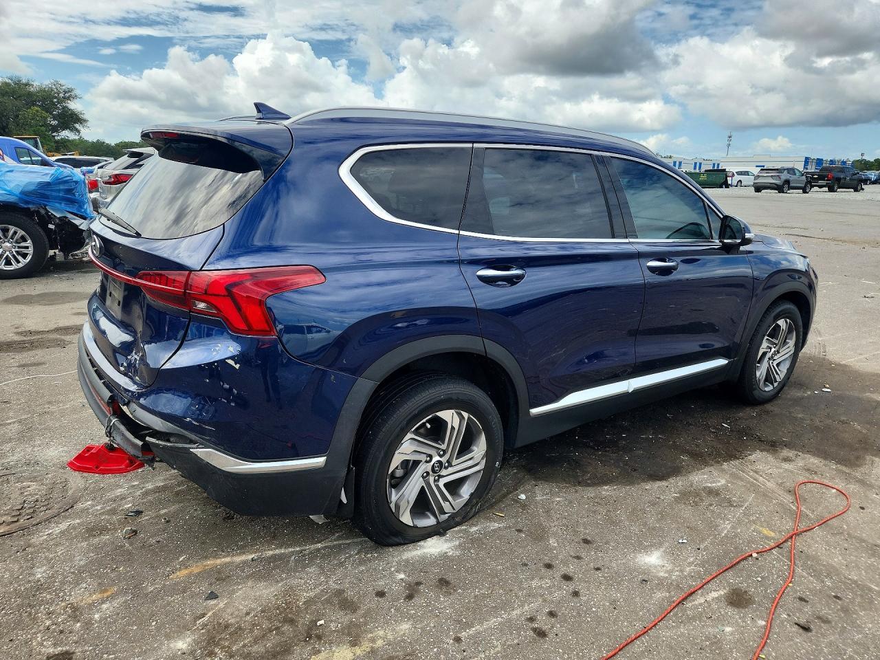 2022 Hyundai Santa Fe Sel - Image 3