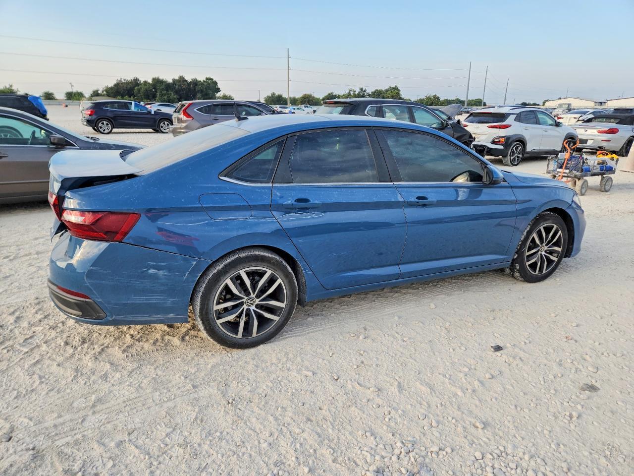 2025 Volkswagen Jetta Se - Image 3