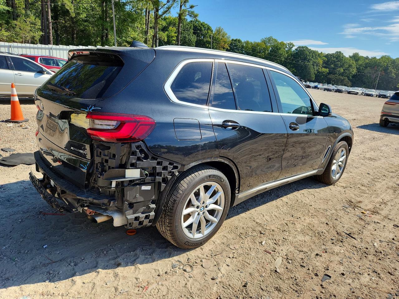 2019 BMW X5 xDrive40I - Фото 3