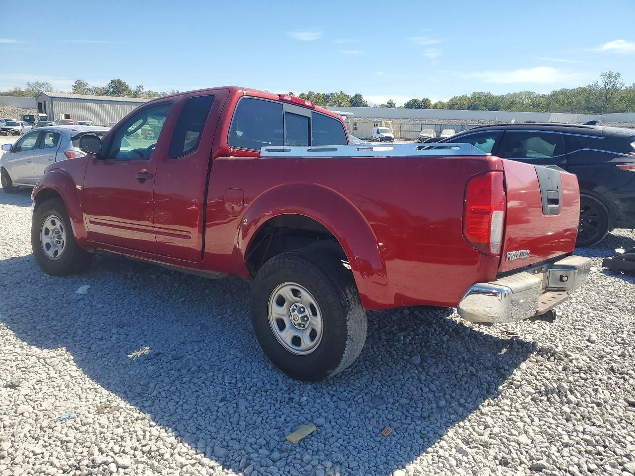 2010 Nissan Frontier Xe - Фото 2