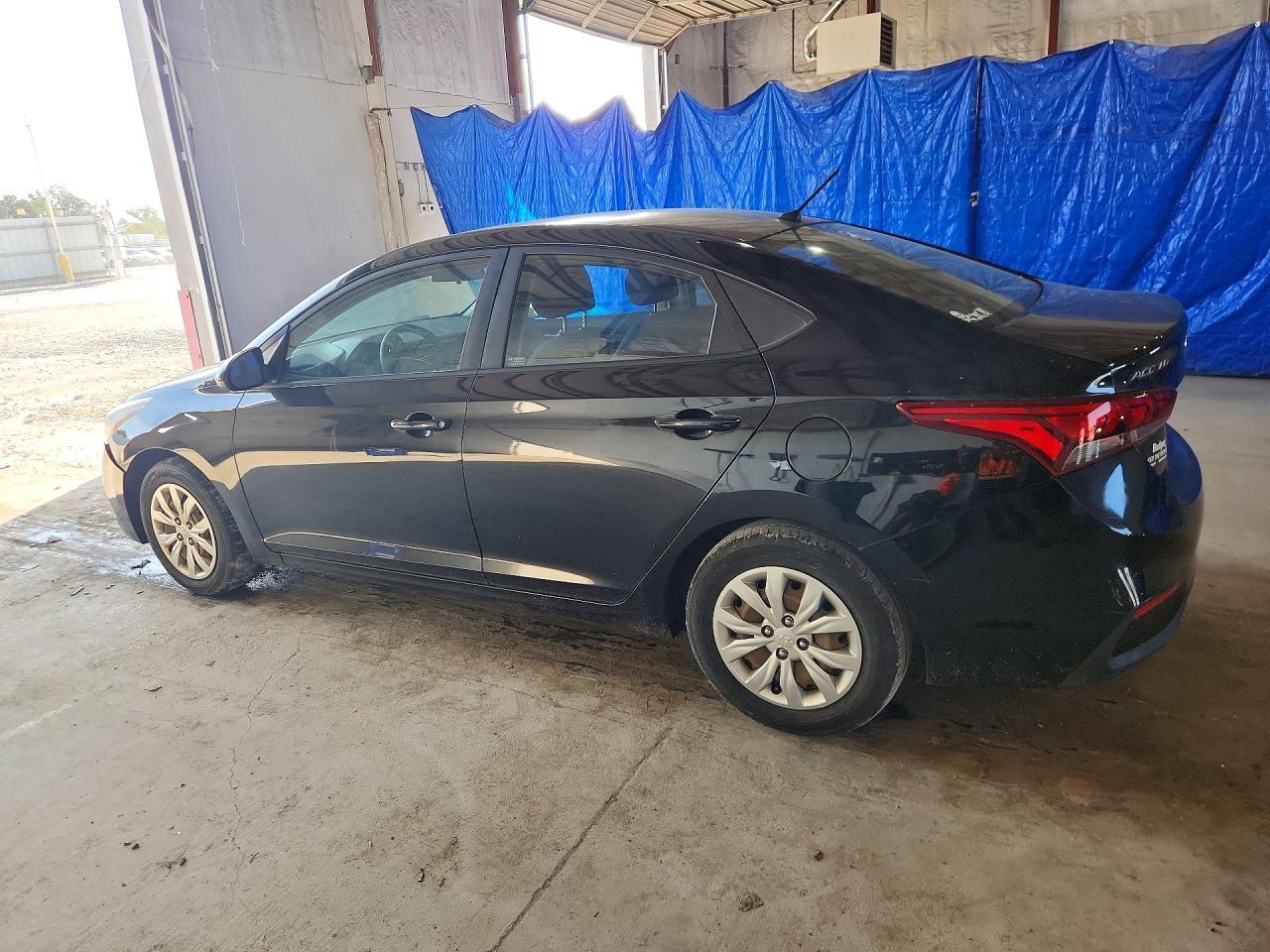 2018 Hyundai Accent Se - Image 2