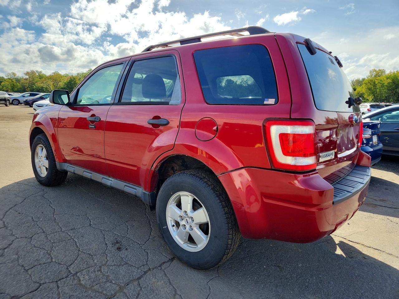 2009 Ford Escape Xlt - Image 2