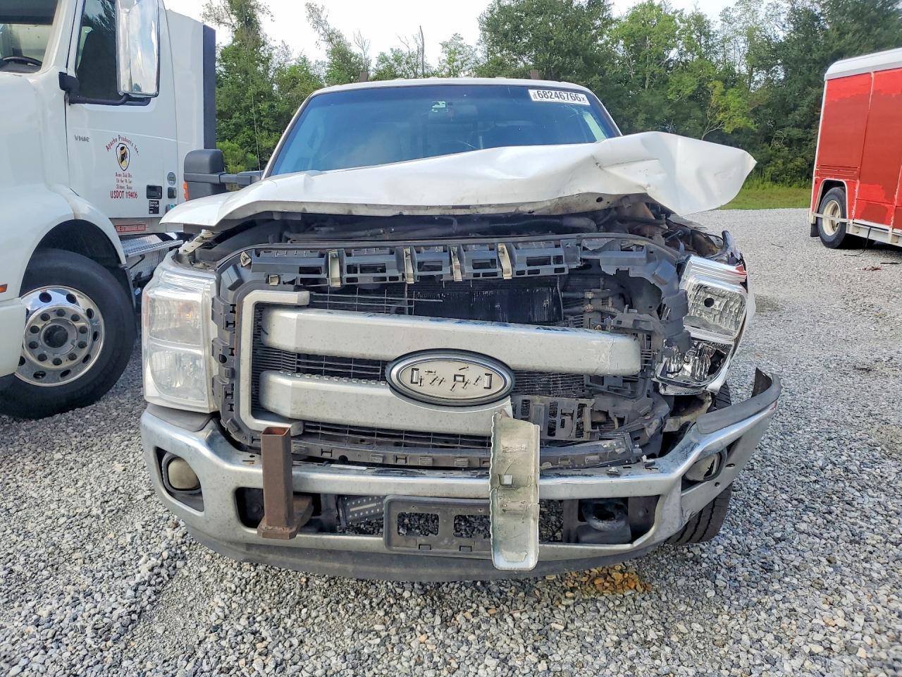 2013 Ford F250 Super Duty - Image 5