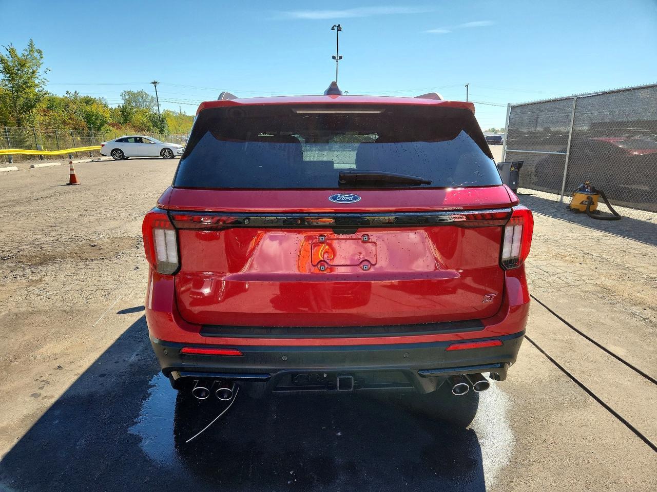 2026 Ford Explorer St - Фото 6