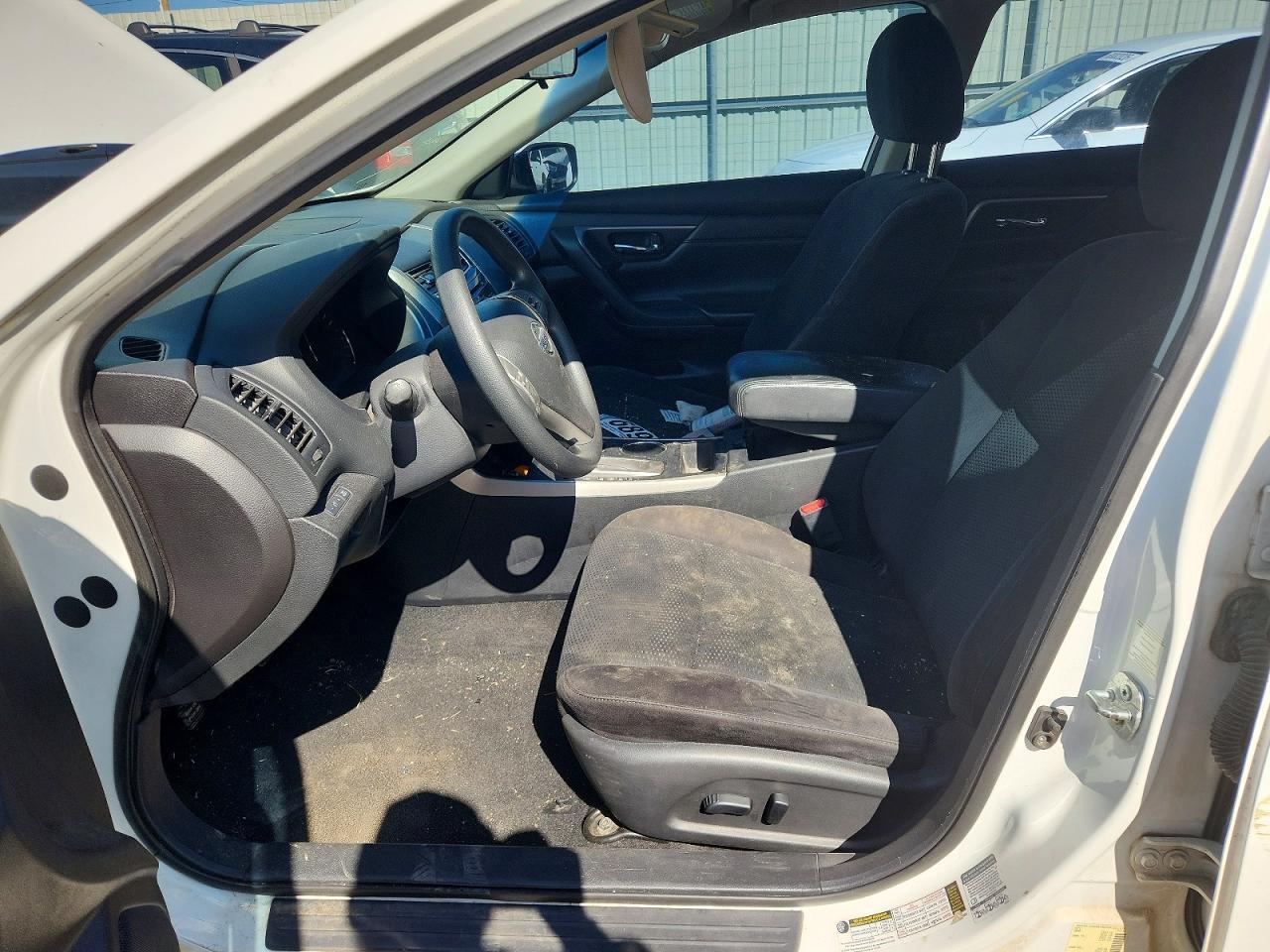 2015 Nissan Altima 2.5 S - Фото 7