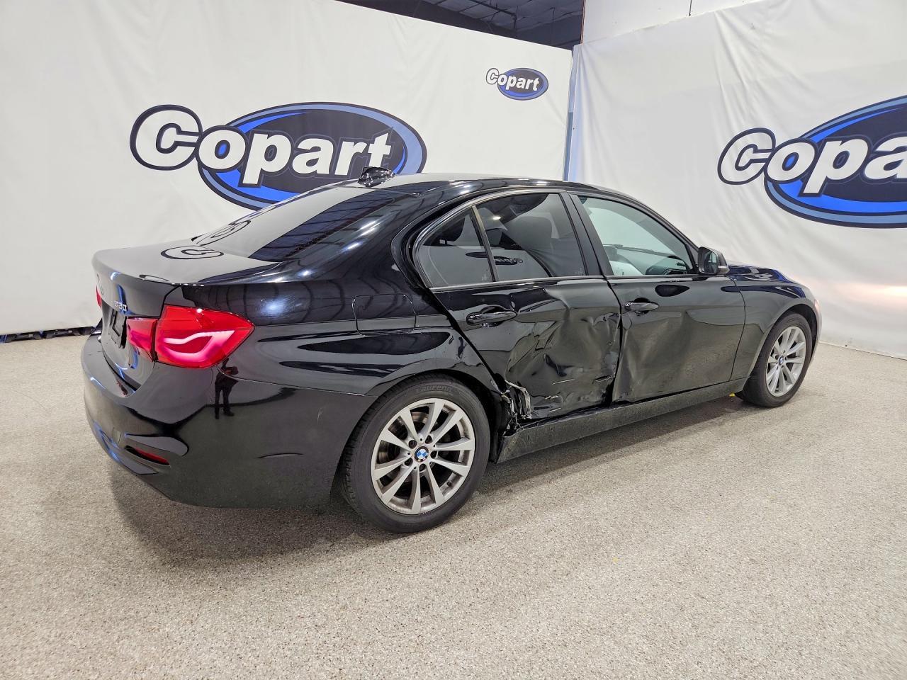 2017 BMW 320 I - Фото 3