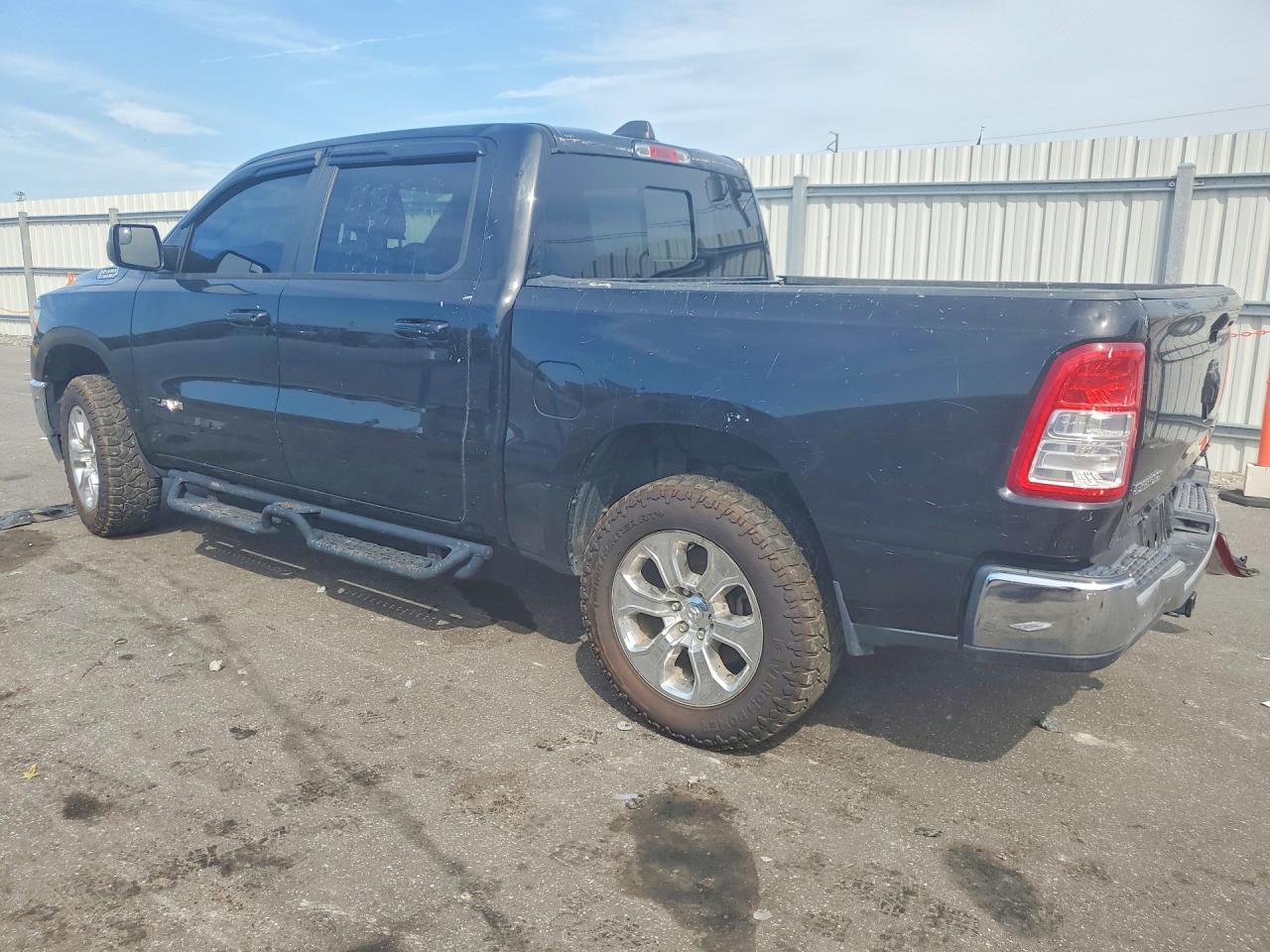 2021 Ram 1500 Big Horn - Фото 2