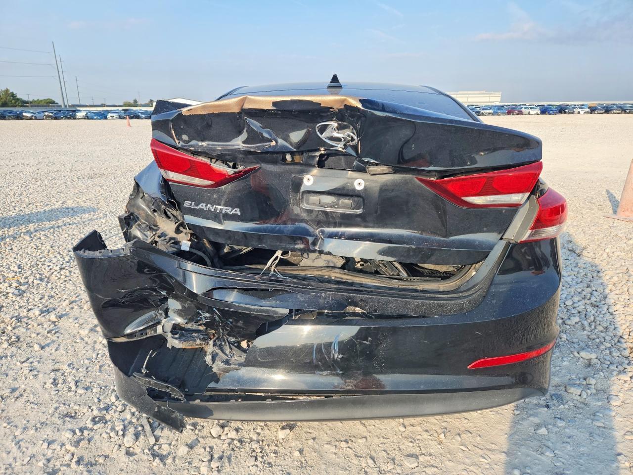 2018 Hyundai Elantra Value Edition - Фото 6