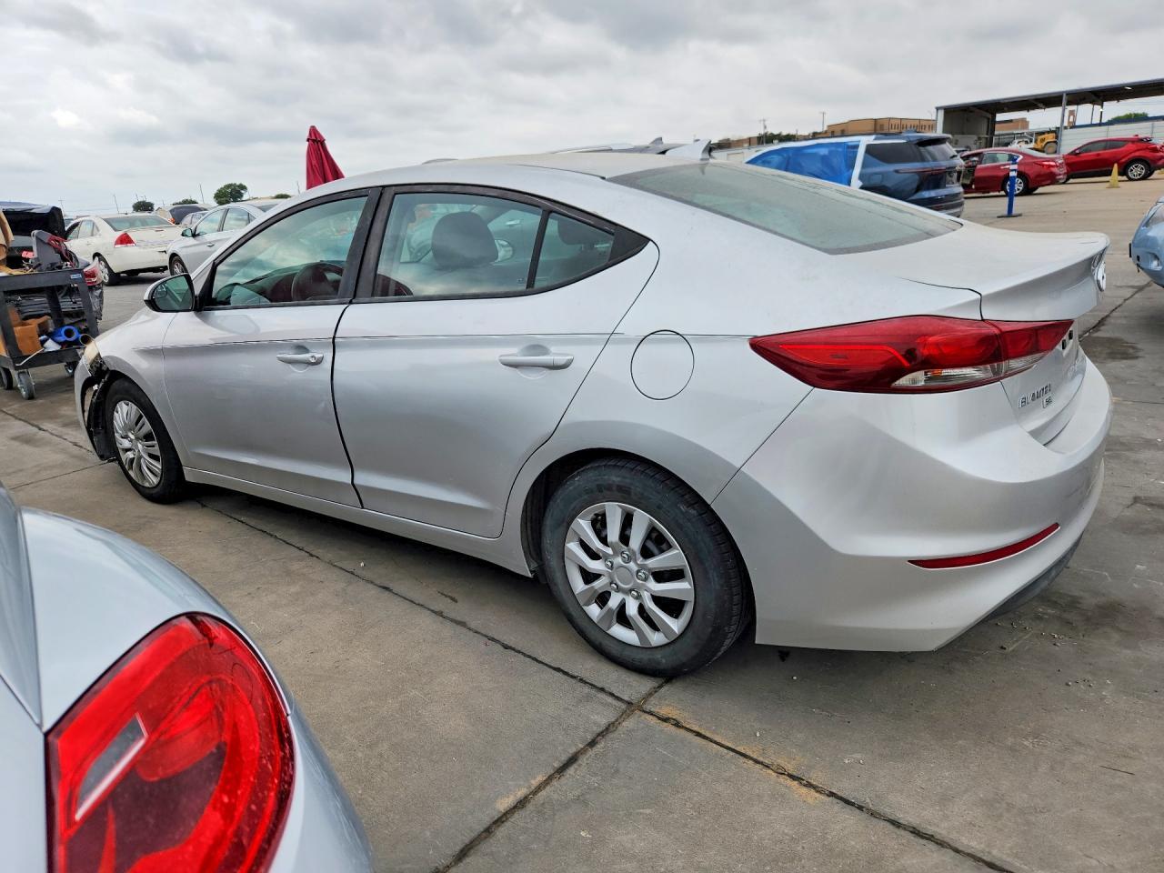 2017 Hyundai Elantra Se - Фото 2