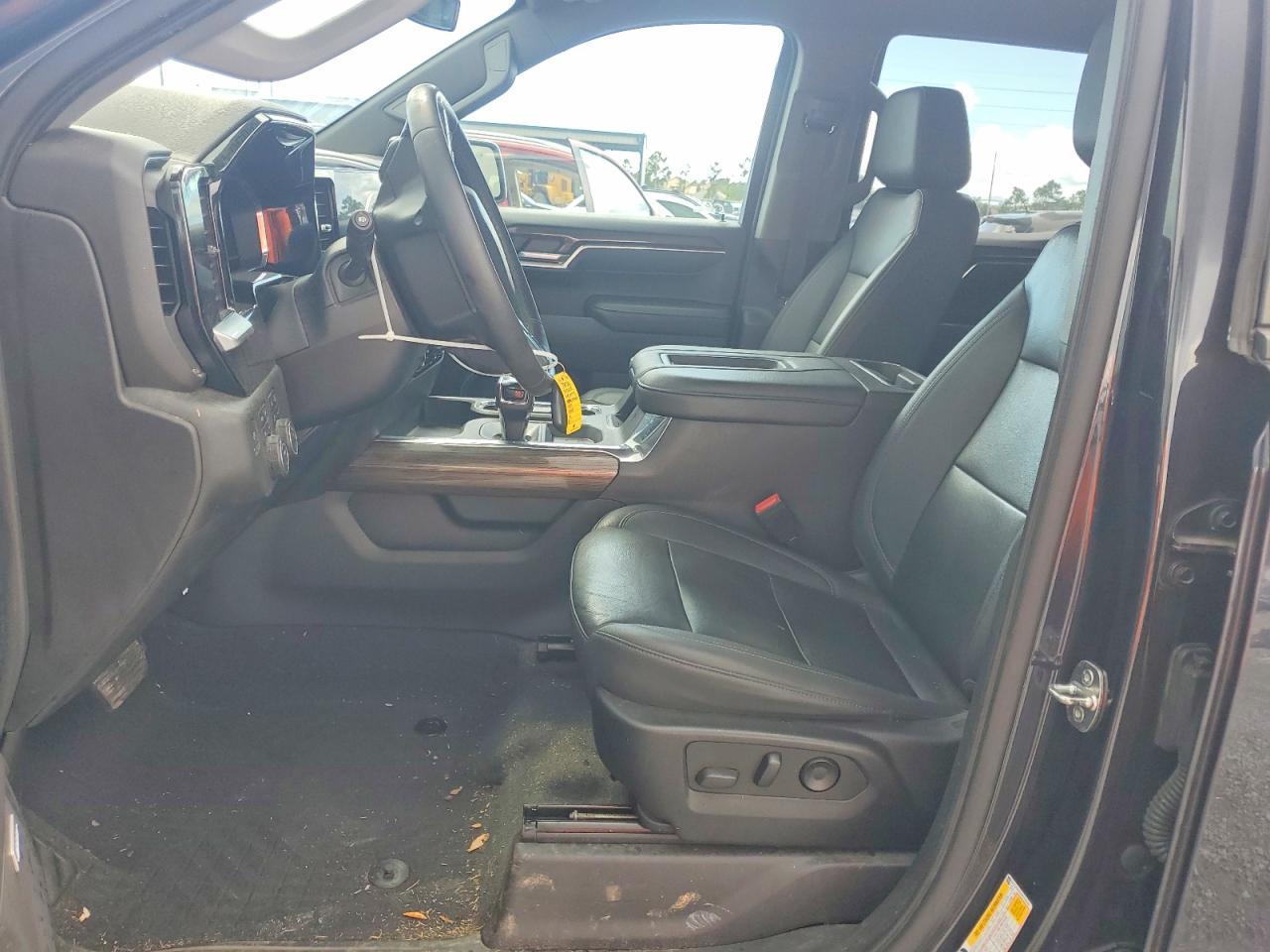 2022 Chevrolet Silverado K1500 Rst - Фото 7