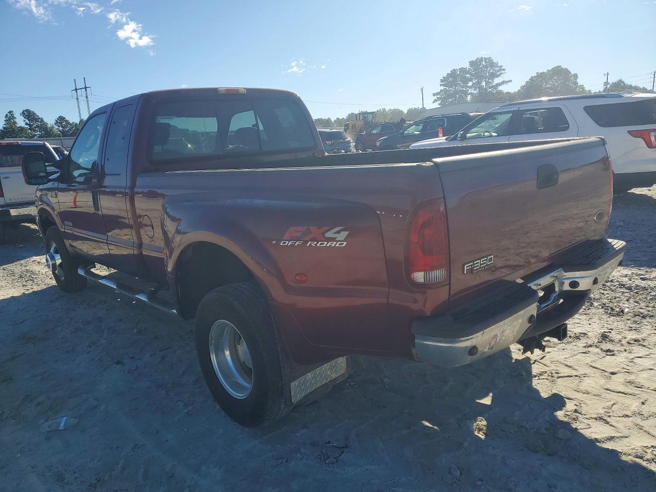 2004 Ford F350 Super Duty - Фото 2