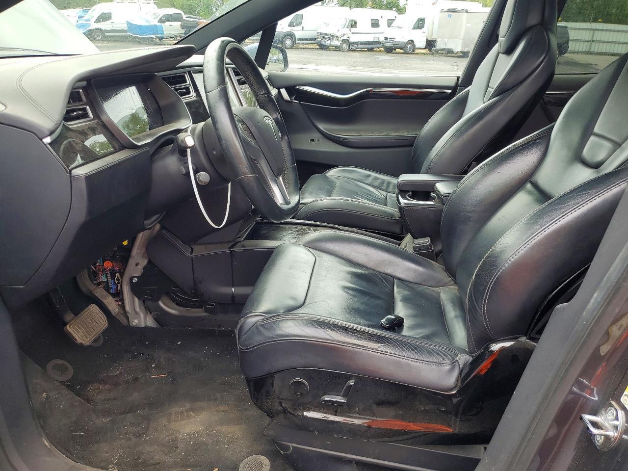 2016 Tesla Model X - Фото 7