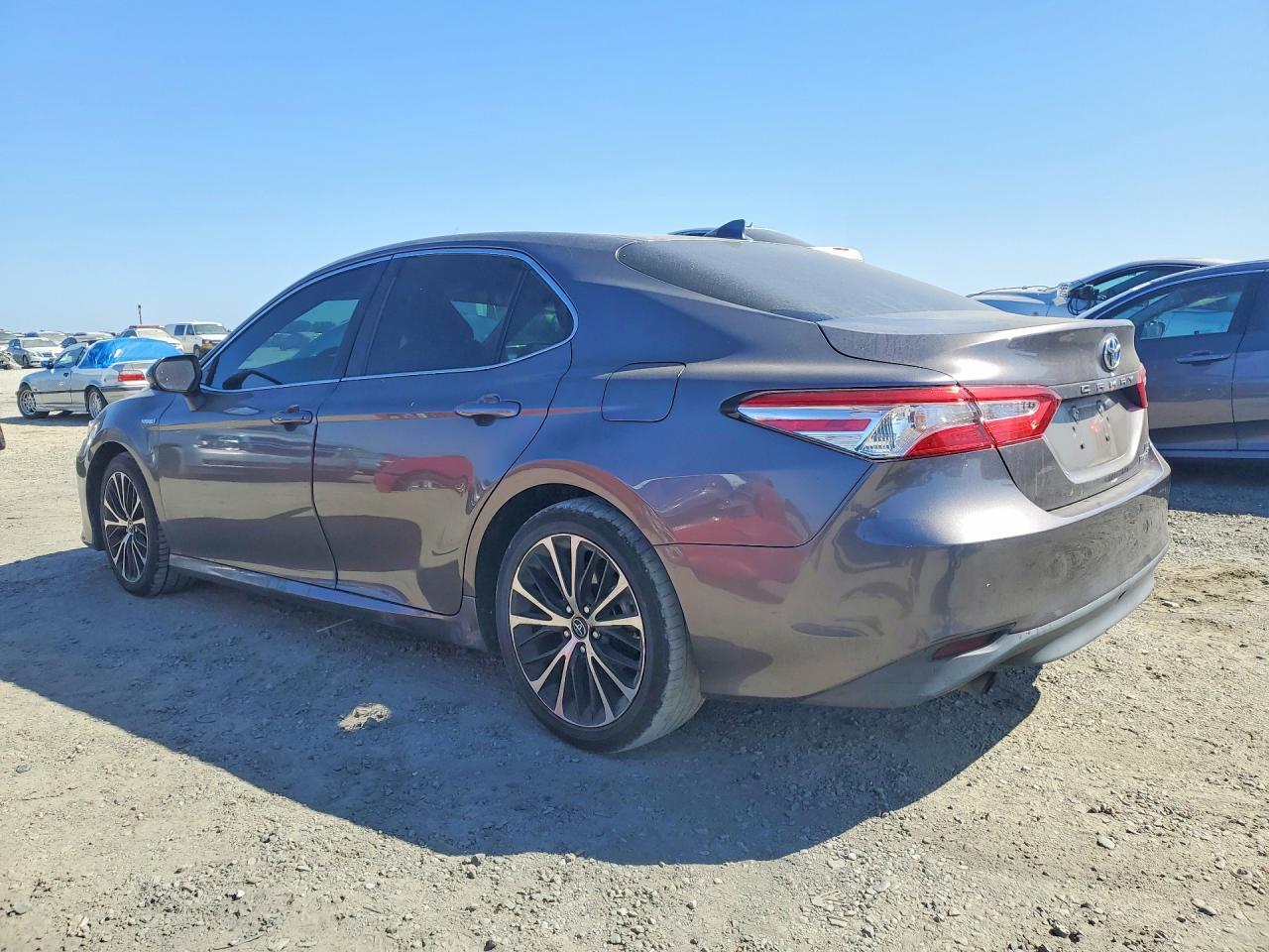2020 Toyota Camry Le - Image 2