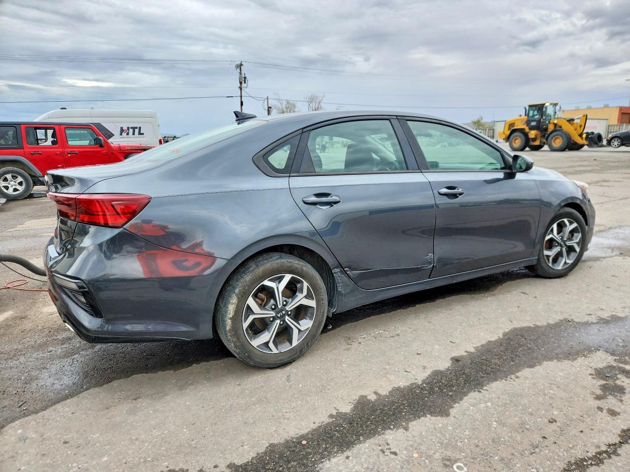 2019 Kia Forte Lxs - Image 3