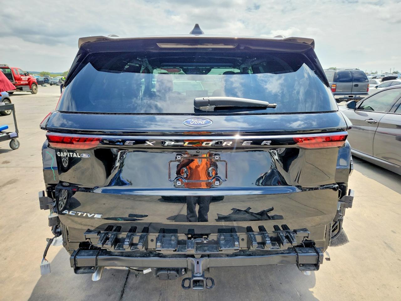 2026 Ford Explorer Active - Фото 6