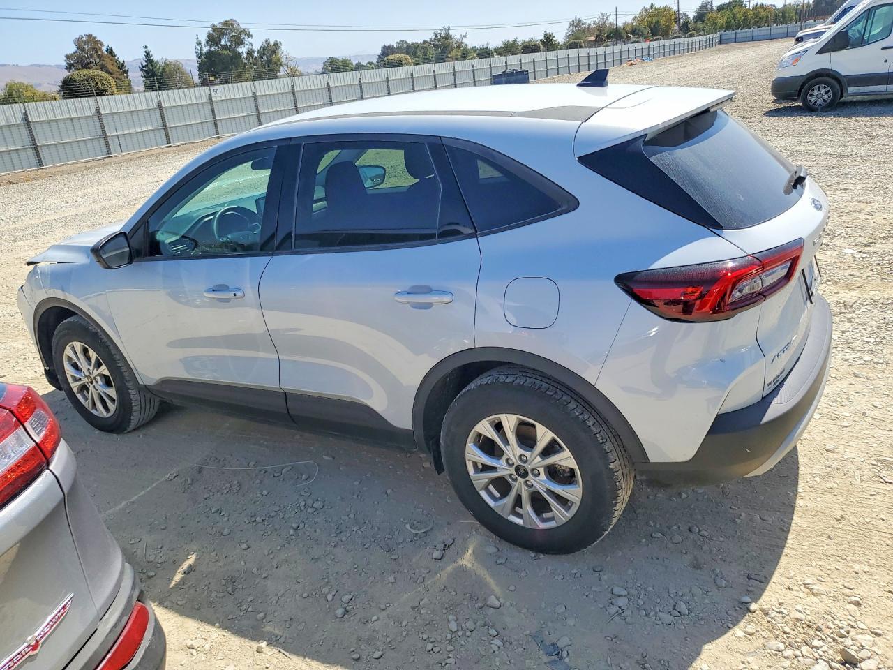 2025 Ford Escape Active - Image 2