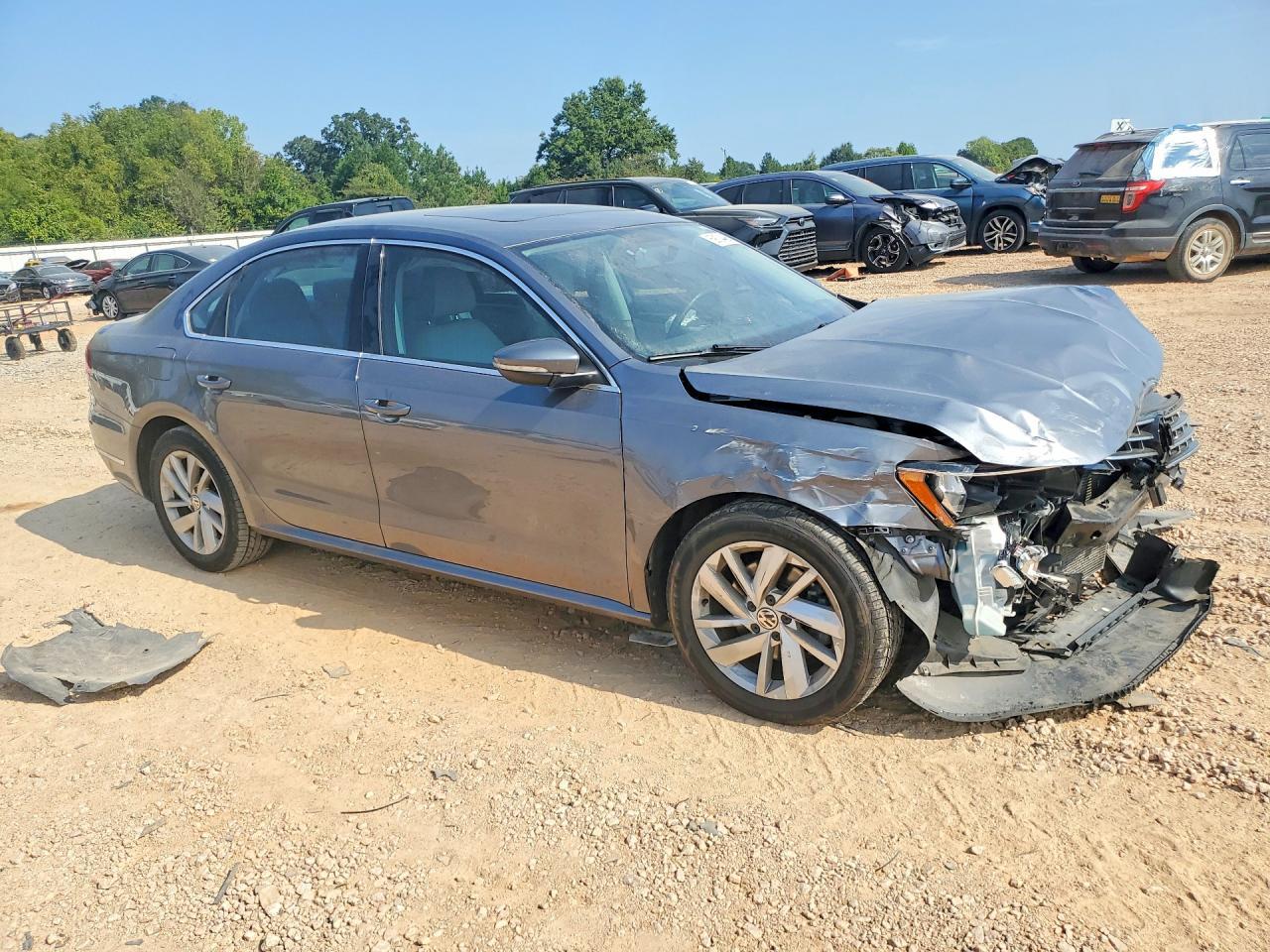 2018 Volkswagen Passat Se - Фото 4