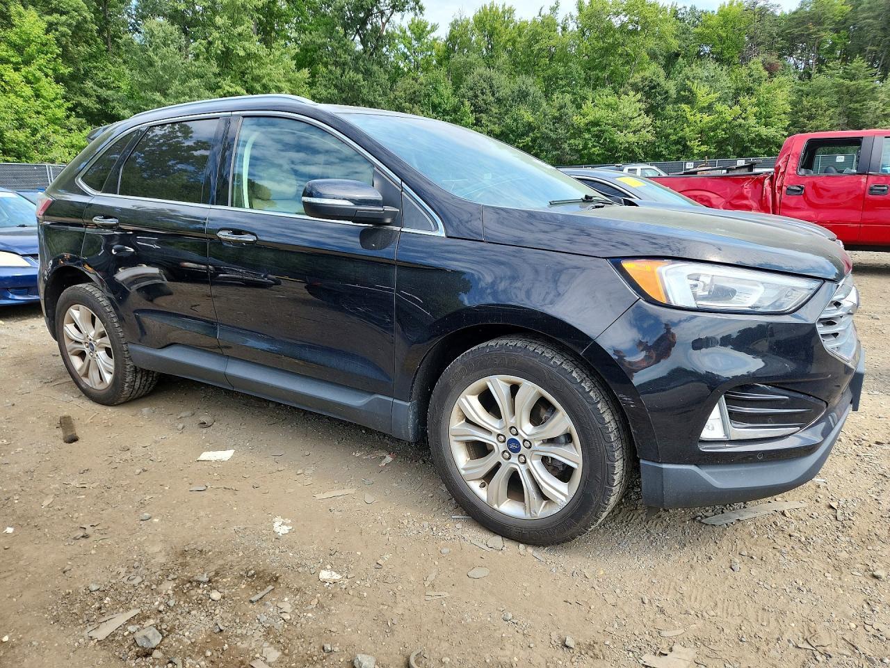 2020 Ford Edge Titanium - Фото 4