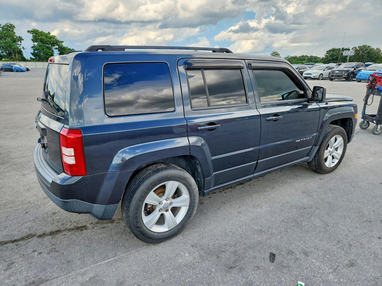 2014 Jeep Patriot Sport - Image 3