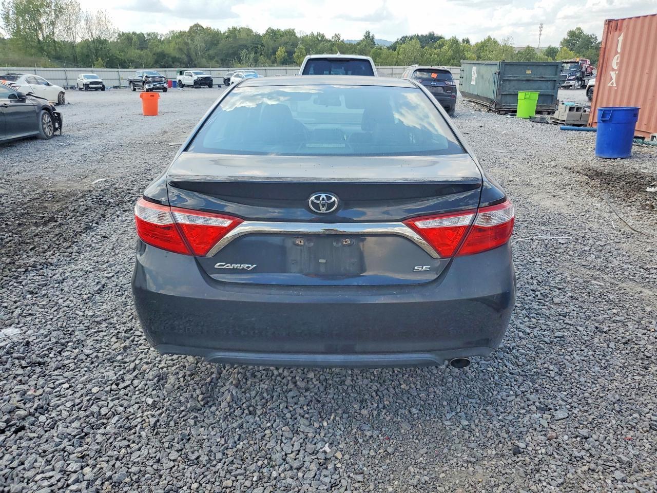 2015 Toyota Camry Se - Фото 6