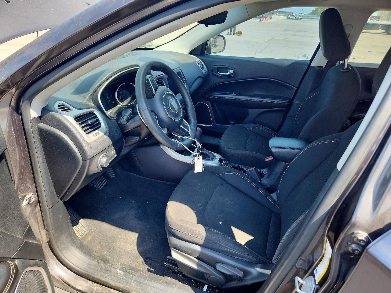 2020 Jeep Compass Sport - Фото 7
