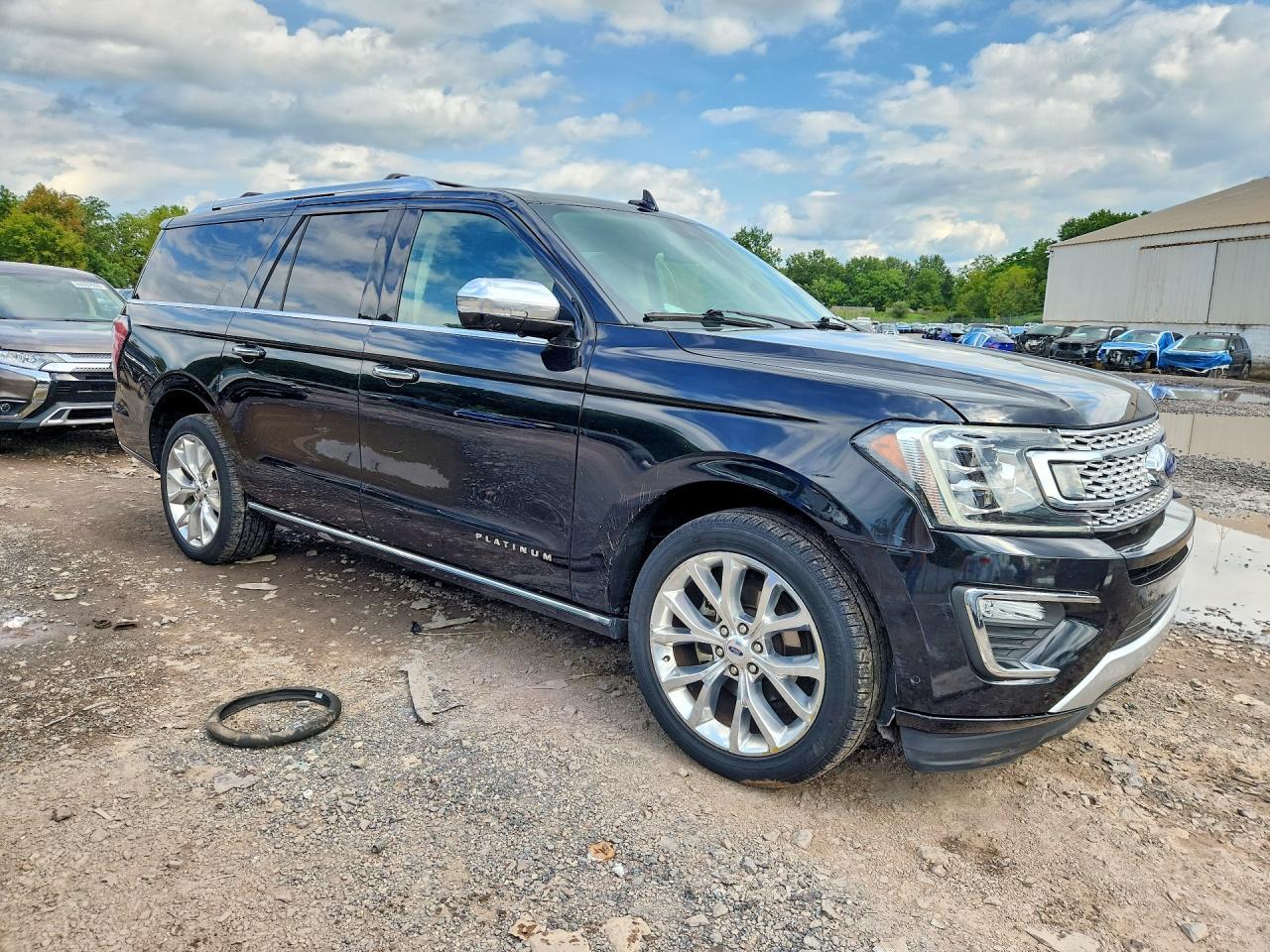 2019 Ford Expedition Max Platinum - Image 4