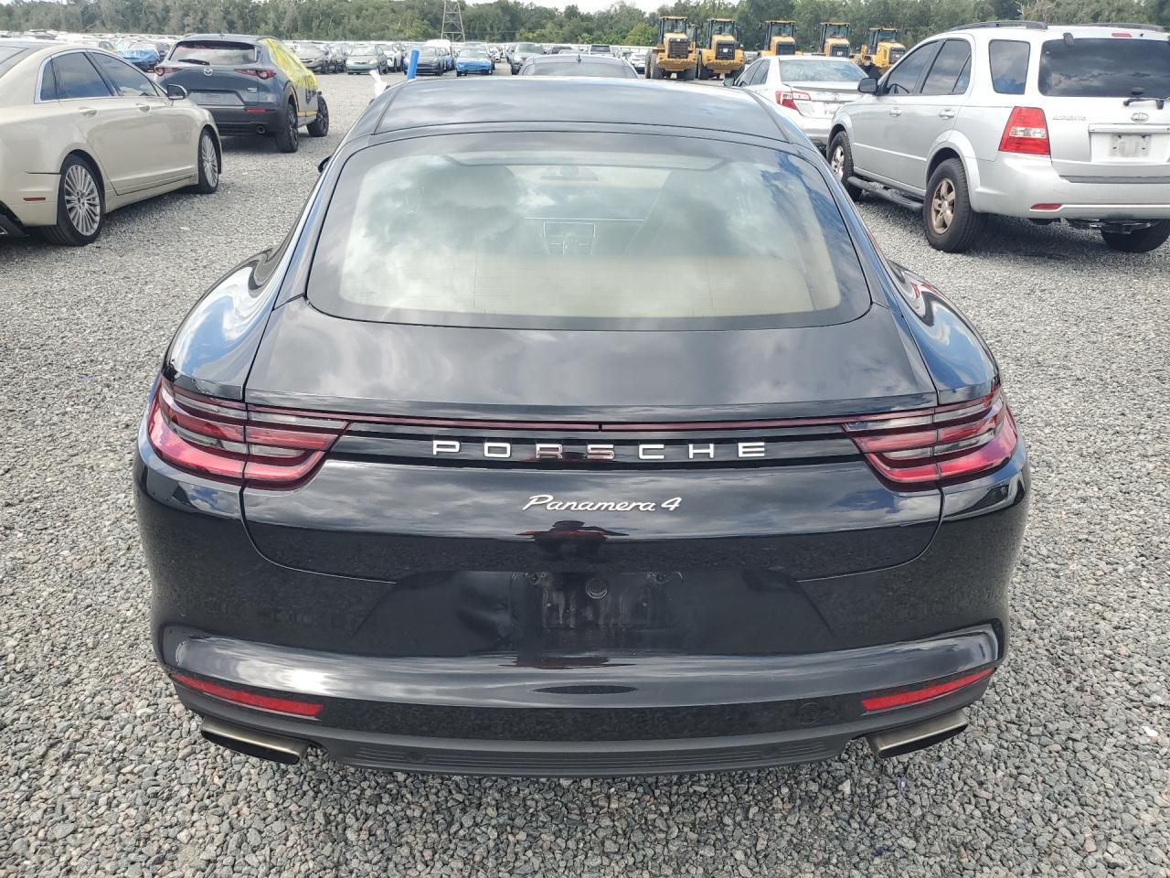 2018 Porsche Panamera 4 - Фото 6