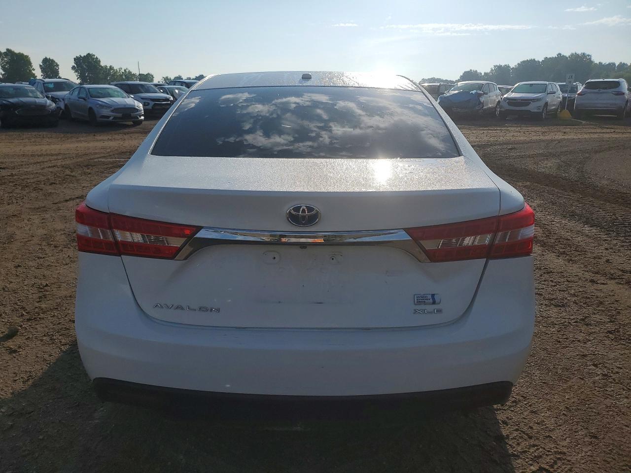 2015 Toyota Avalon Hybrid Xle Premium - Image 6