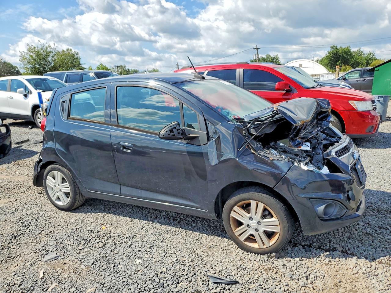 2014 Chevrolet Spark Ls - Фото 4