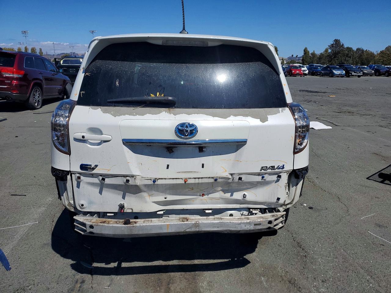 2014 Toyota Rav4 Ev Base - Фото 6