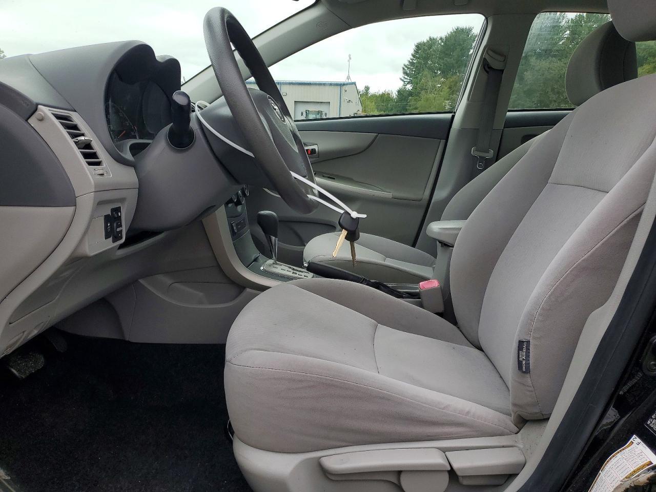 2010 Toyota Corolla Le - Image 7