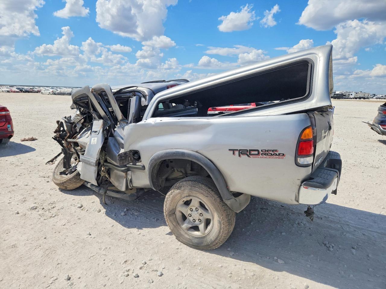 2002 Toyota Tundra Sr5 V8 - Фото 2