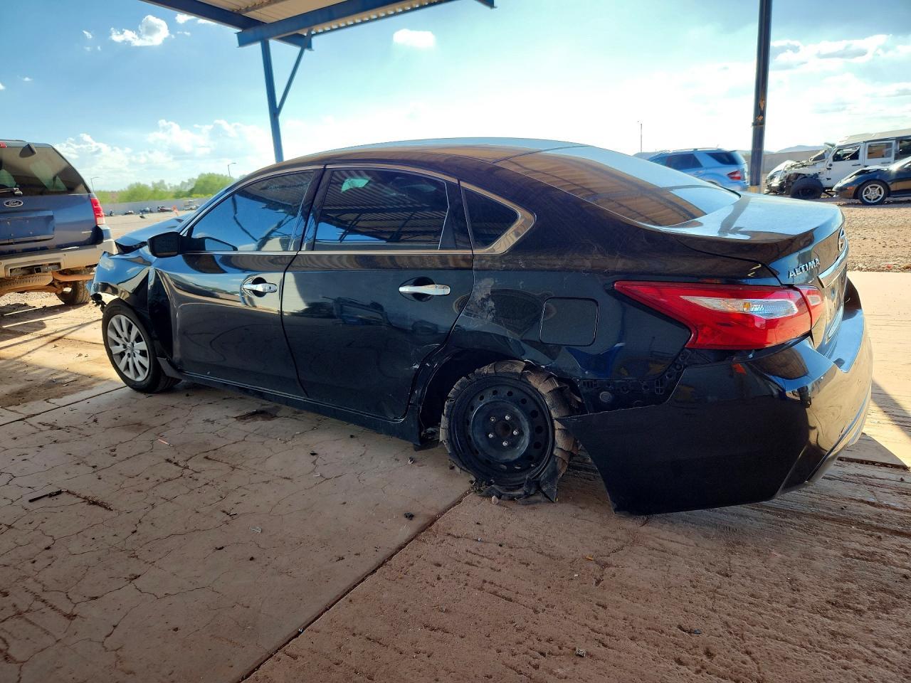 2017 Nissan Altima 2.5 S - Фото 2