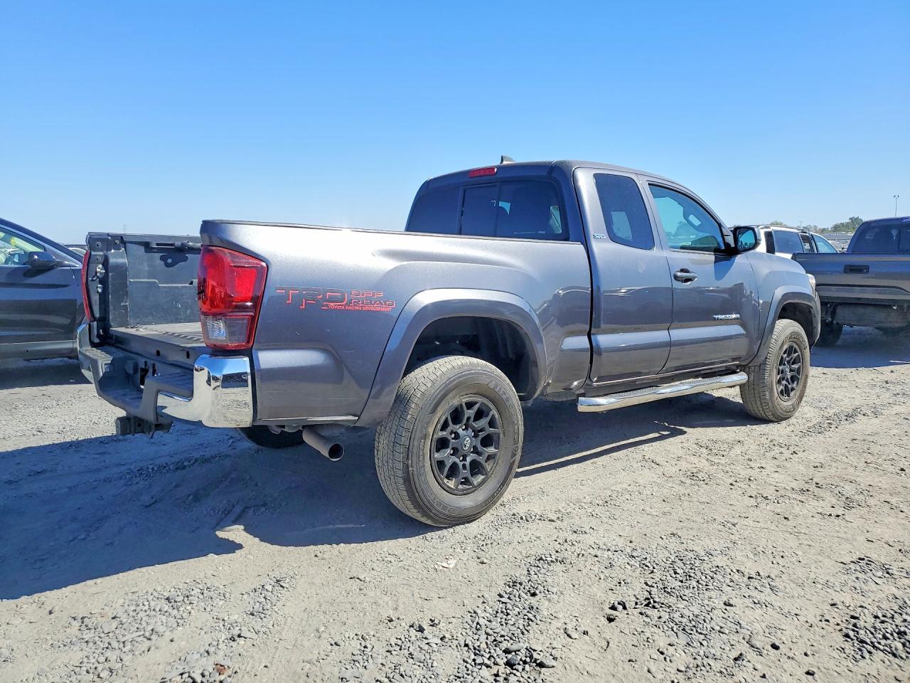 2019 Toyota Tacoma Sr5 V6 - Фото 3