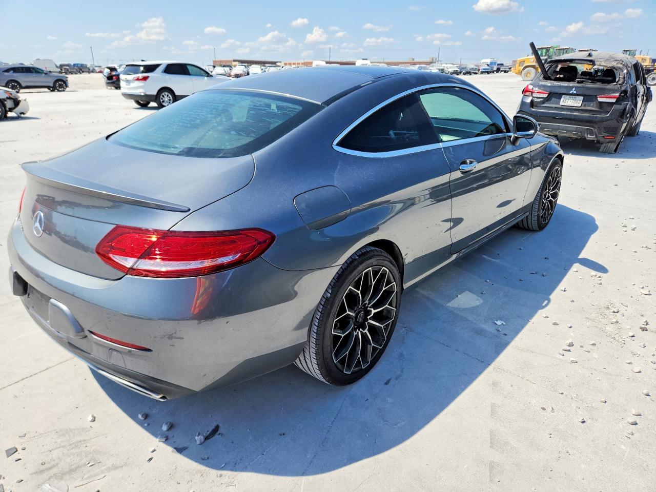2017 Mercedes-Benz C 300 - Image 3