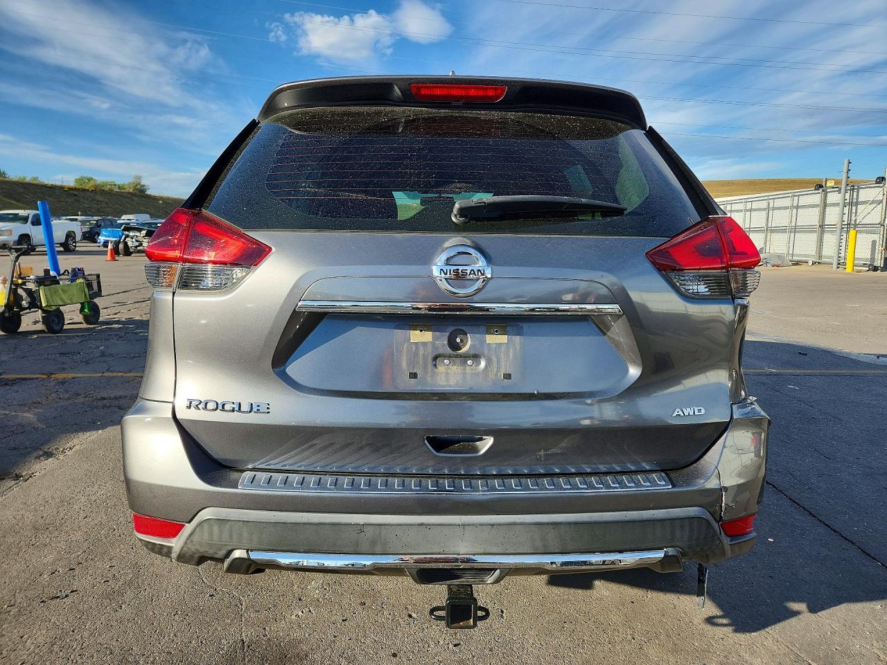 2018 Nissan Rogue S - Image 6